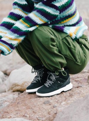 Women’s Sierra – Black/White