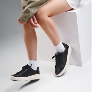 Women’s Vegas 2 – Black/Pristine